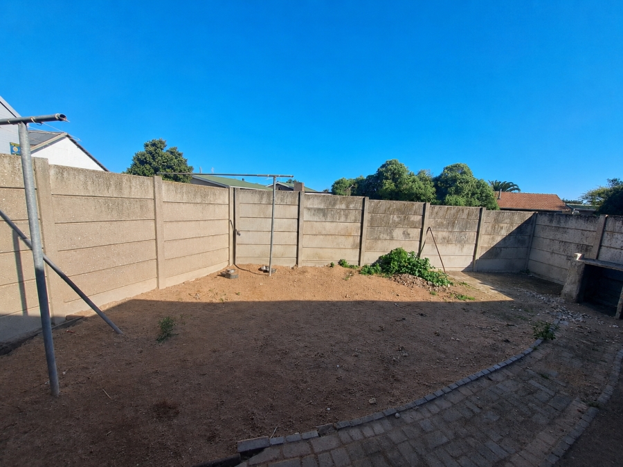 3 Bedroom Property for Sale in Vredenburg Western Cape